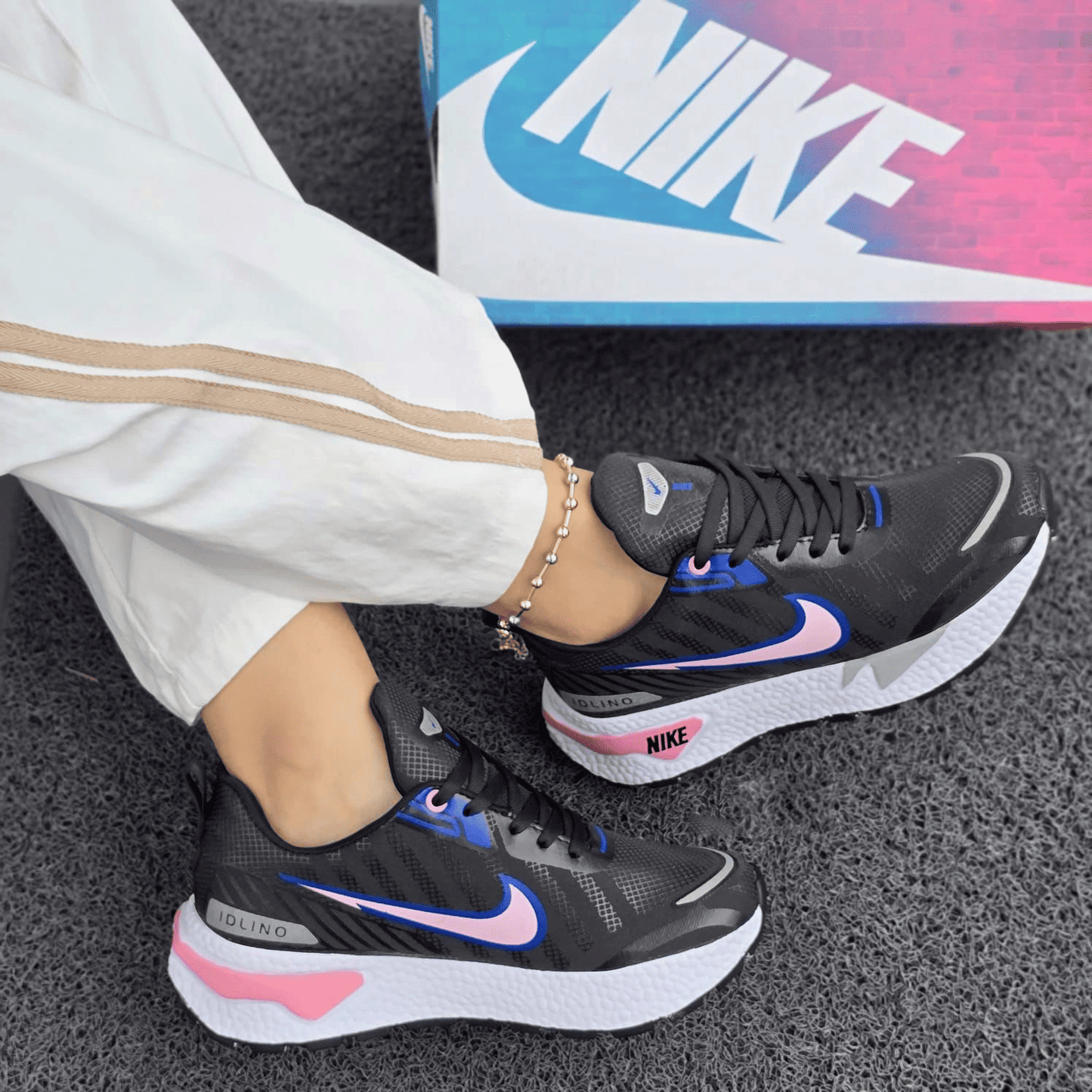 Nike capellada dama Gabriel