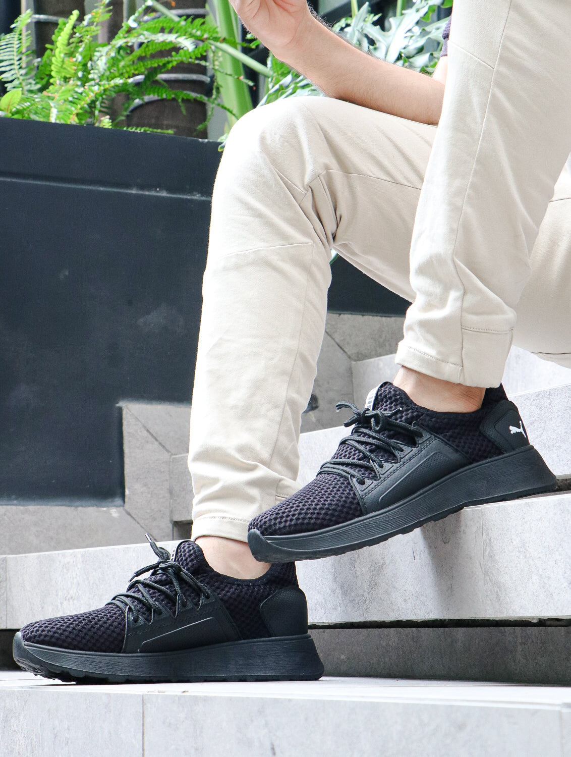 PUMA 912