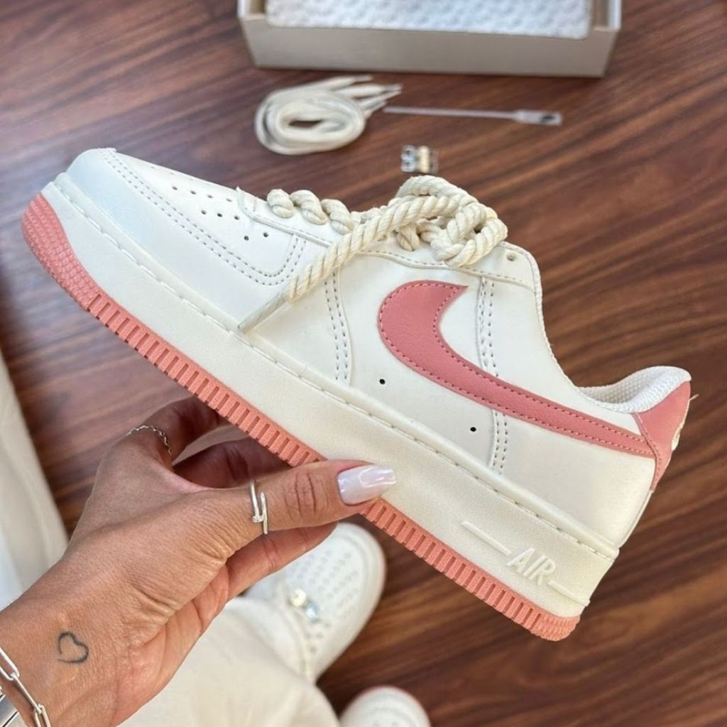 NK Air Force 1 '07 LX "Rosa"