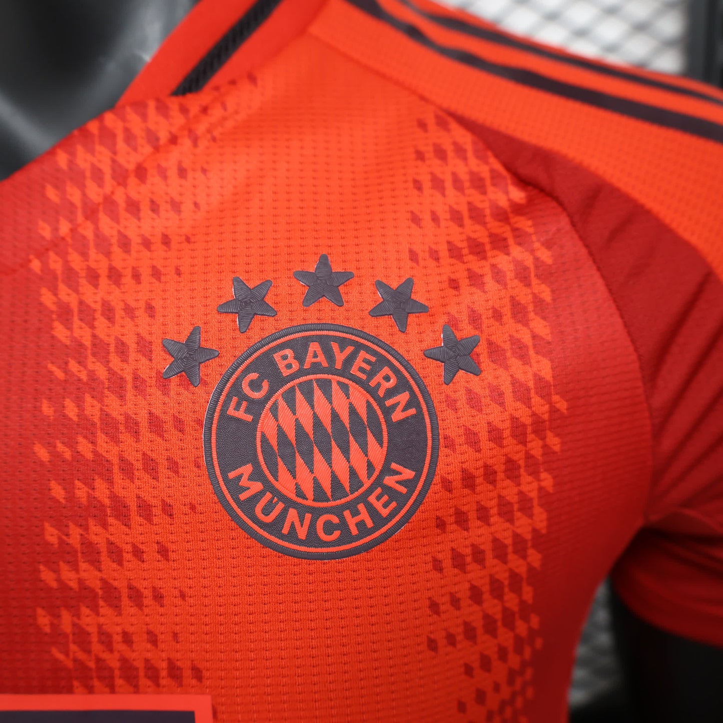 CAMISETA FC BAYERN HOMBRE 24/25 (VERSIÓN JUGADOR)