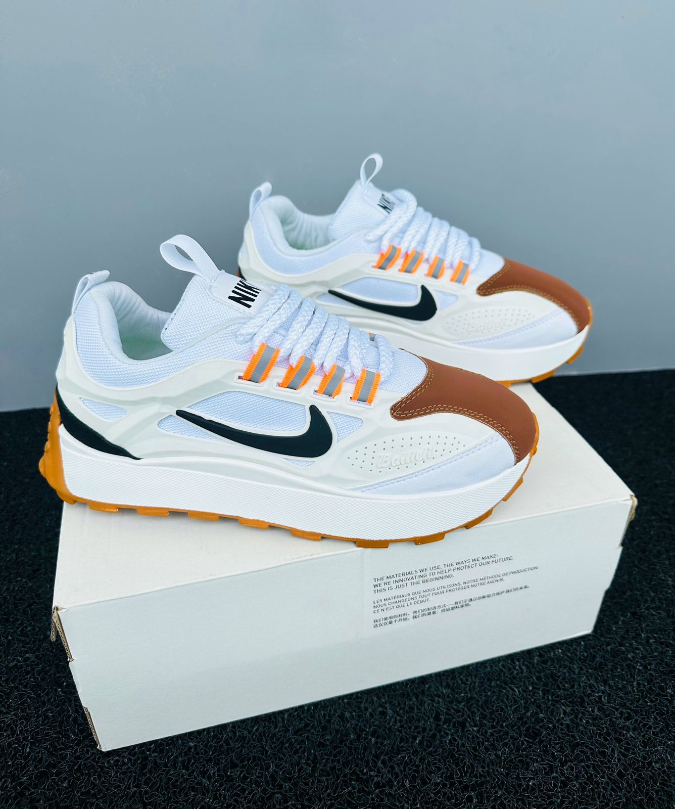 NIKE BAILLELI