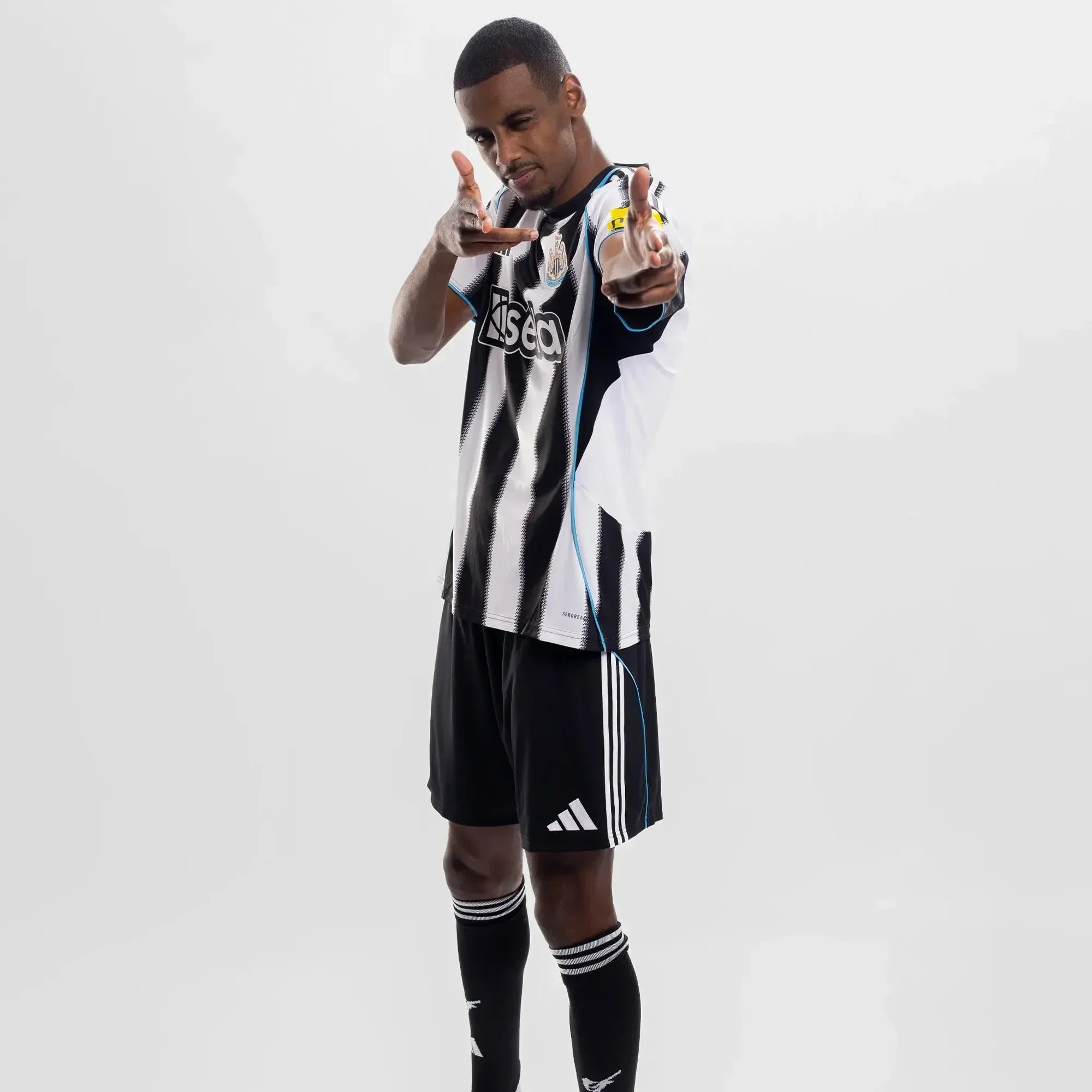 Camisa adidas Newcastle 2025/26 I