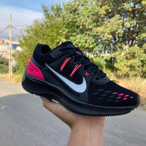 NK Running Zoom "Preto Pink"