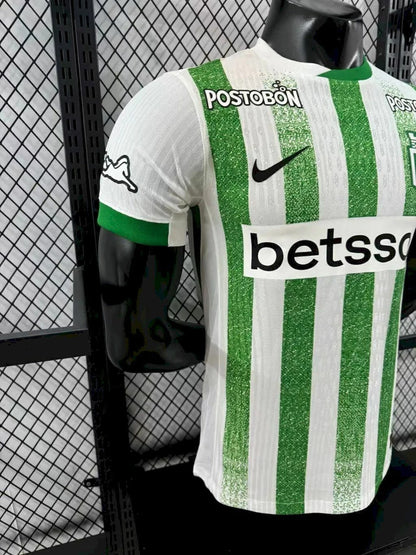 CAMISETA NACIONAL MIXTA EN CAJA
