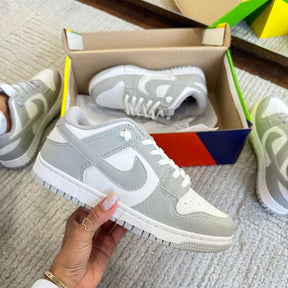 NK Dunk Low "Cinza/branco"