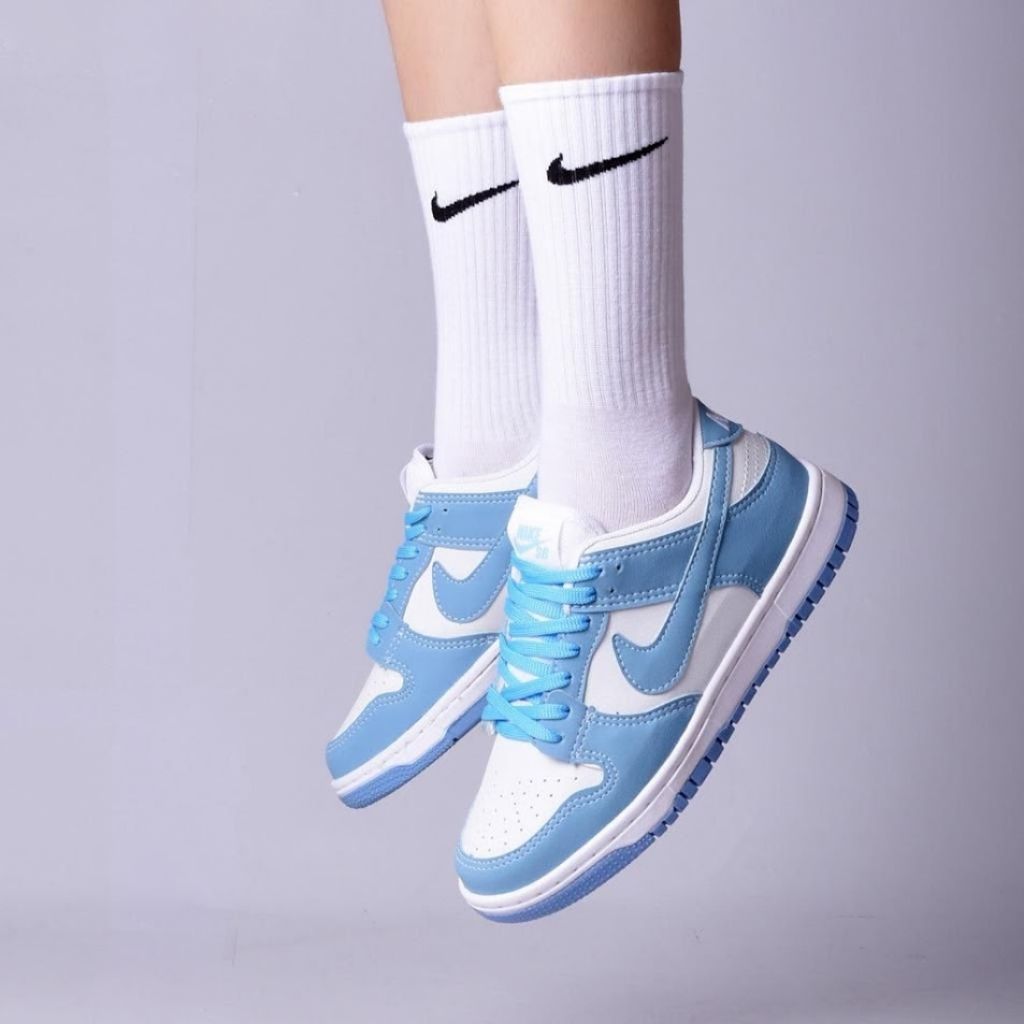 NK Dunk Low "University Blue" Azul / Branco"