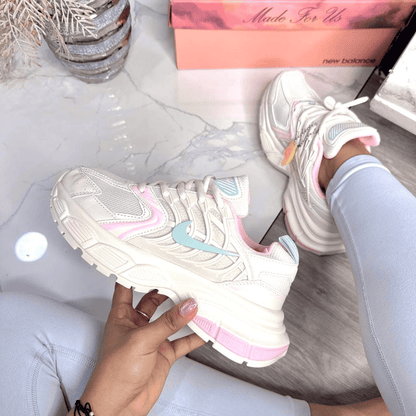 Nike V2K Run Dama