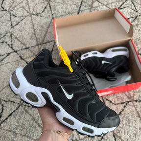 NK Air Max Plus TN 'Preto/Branco'
