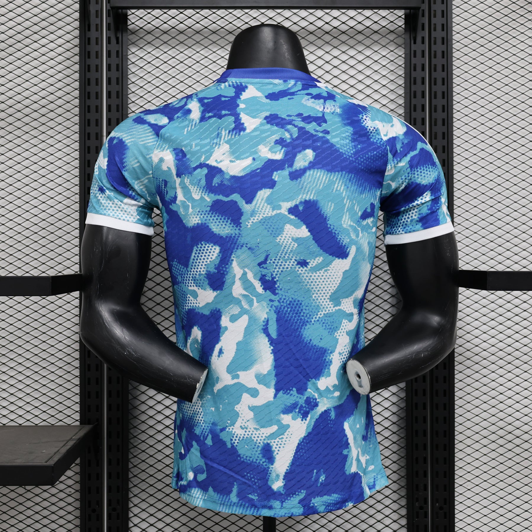 Camisa Real Madrid Edição Especial 2024/25 Jogador Adidas Masculino - Azul e Branca