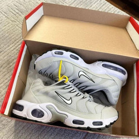 NK Air Max Plus TN 'Cinza'