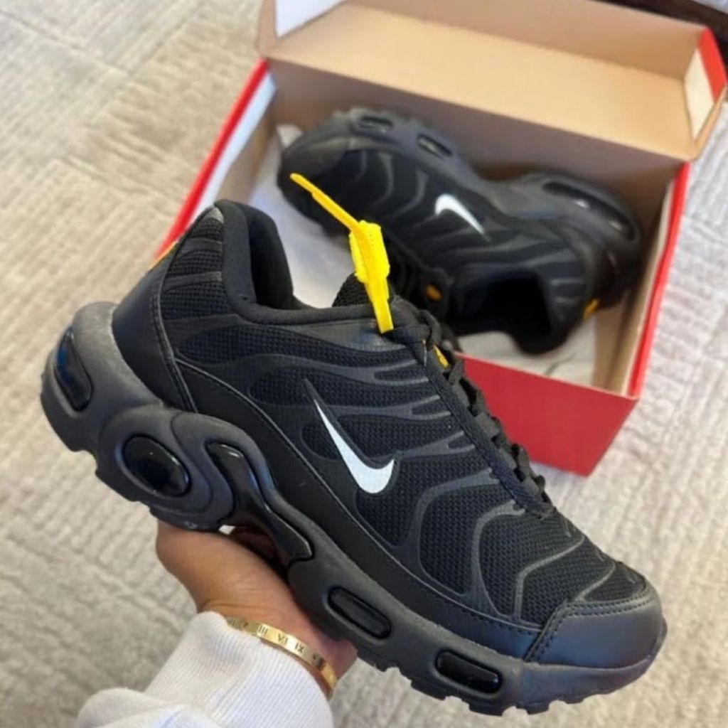 NK Air Max Plus TN 'Preto'