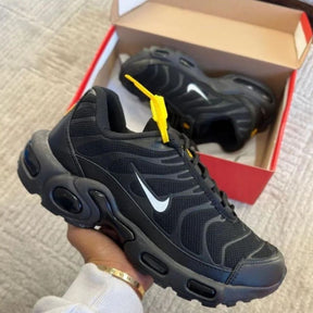 NK Air Max Plus TN 'Preto'