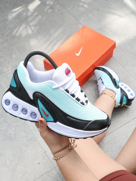 NIKE AIR MAX DN