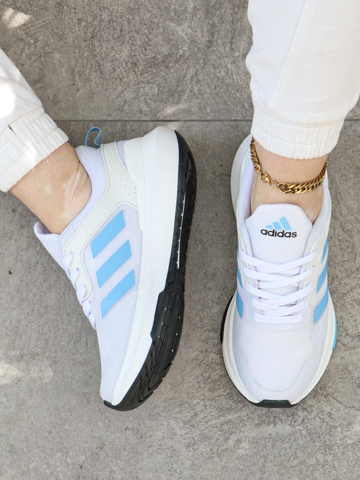 ADIDAS BOOST XS - UNISEX