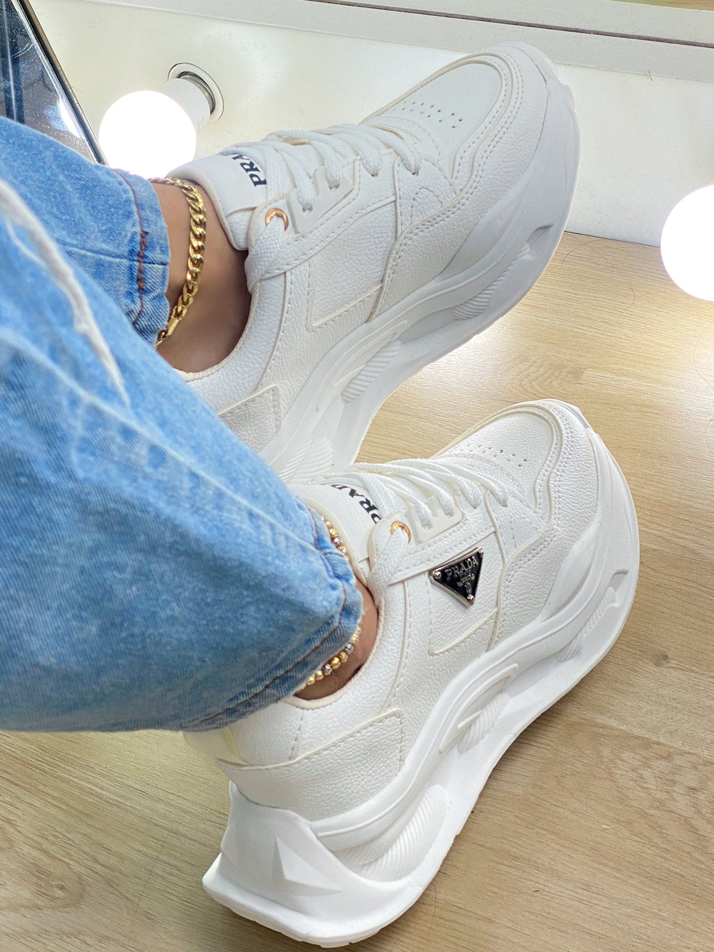 TENIS PRADA