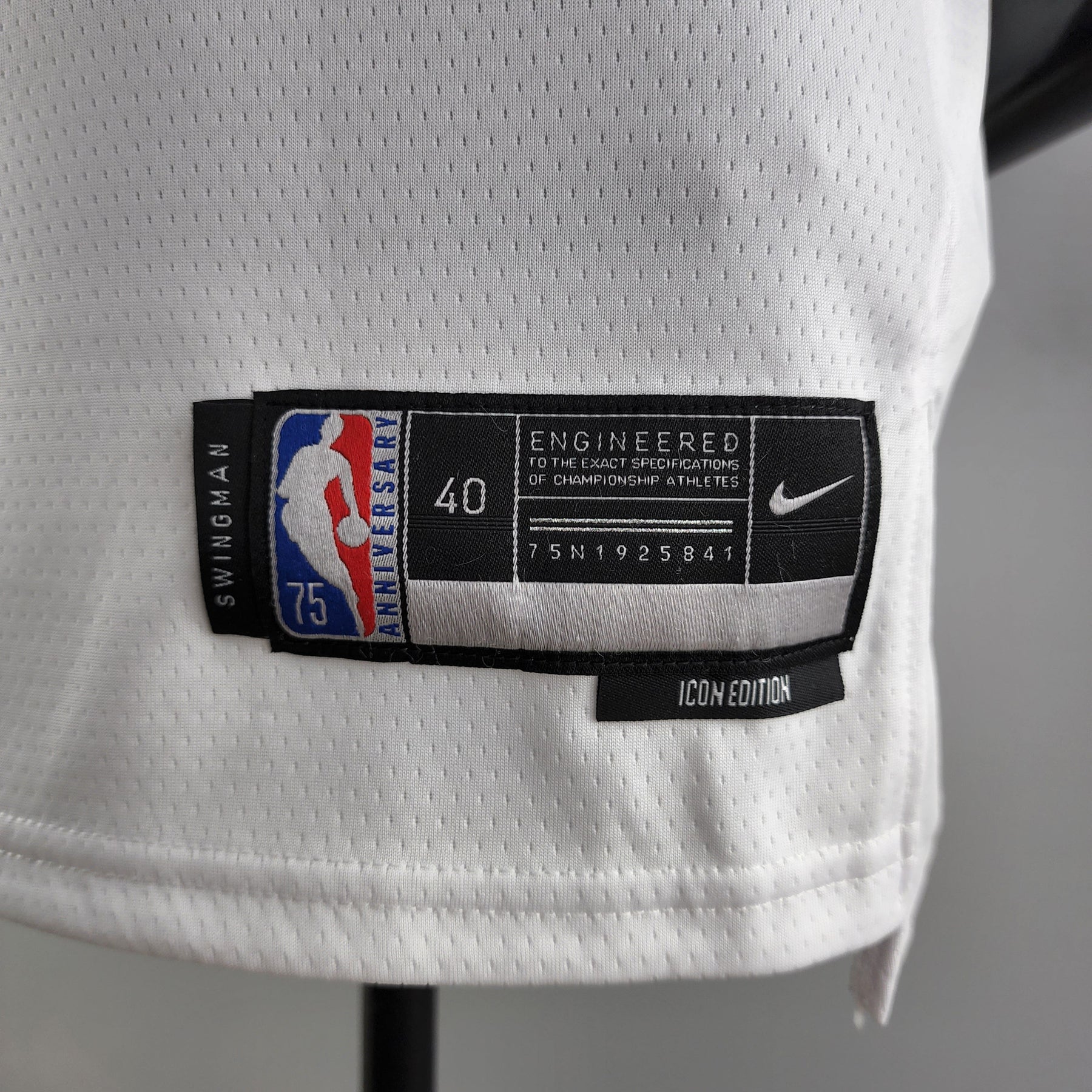 Camisa NBA Lakers #11 Irving 75° Aniversário Branca - 23/24