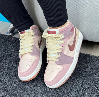 Nike Jordan Retro 1  - Unisex