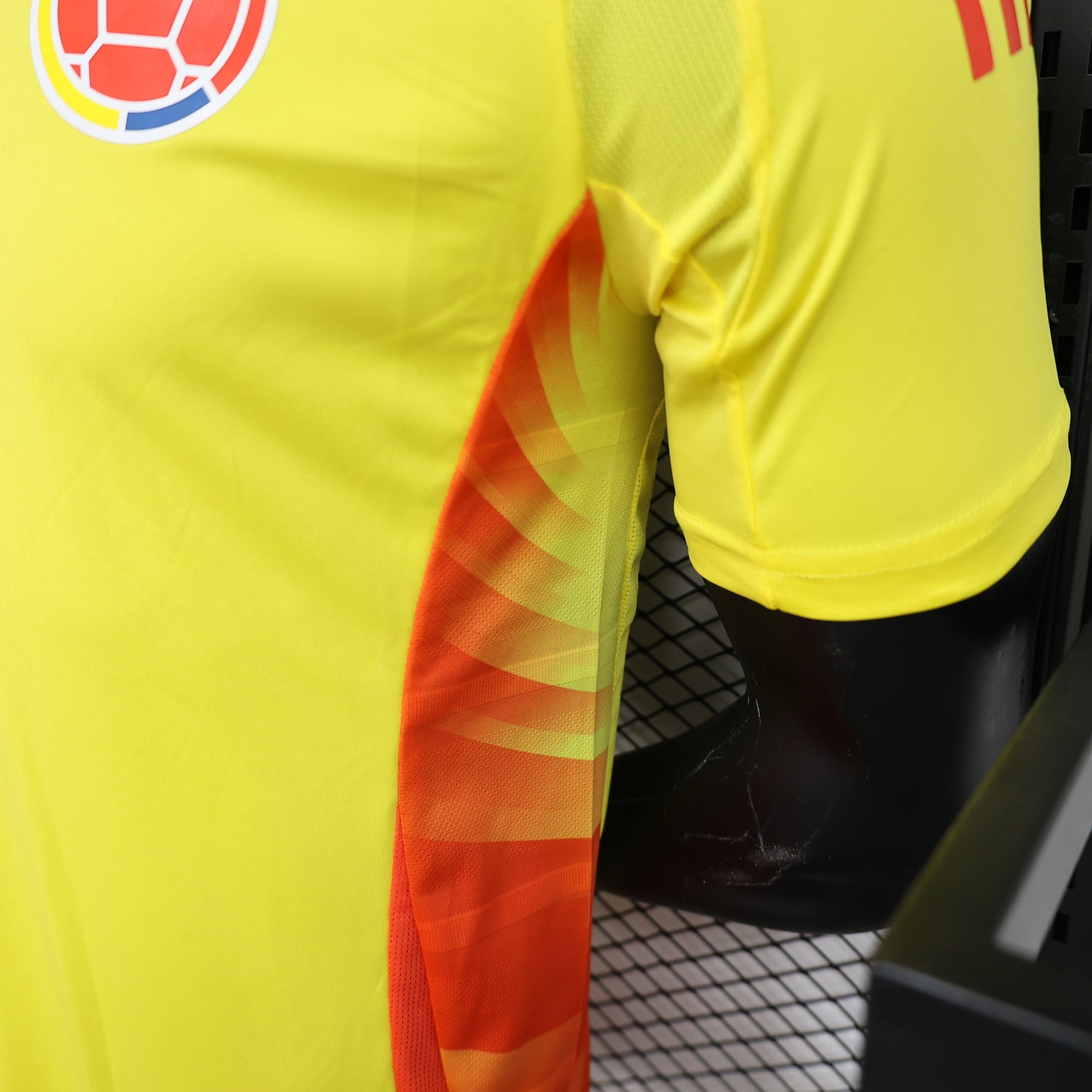CAMISETA COLOMBIA I  2025 HOMBRE (VERSIÓN JUGADOR)