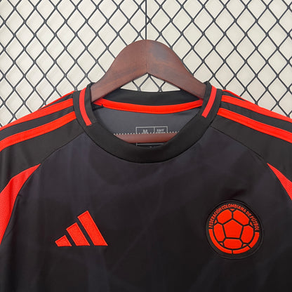 CAMISETA COLOMBIA NEGRA EN CAJA