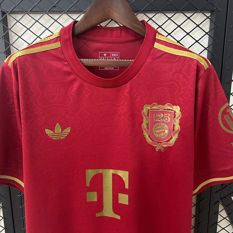 CAMISA DEL 125° CUMPLEAÑOS BAYERN MÚNICH 25/26 HOMBRE