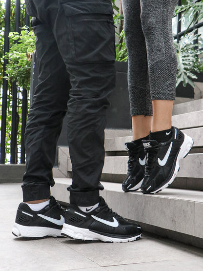 Nike Vomero - Unisex