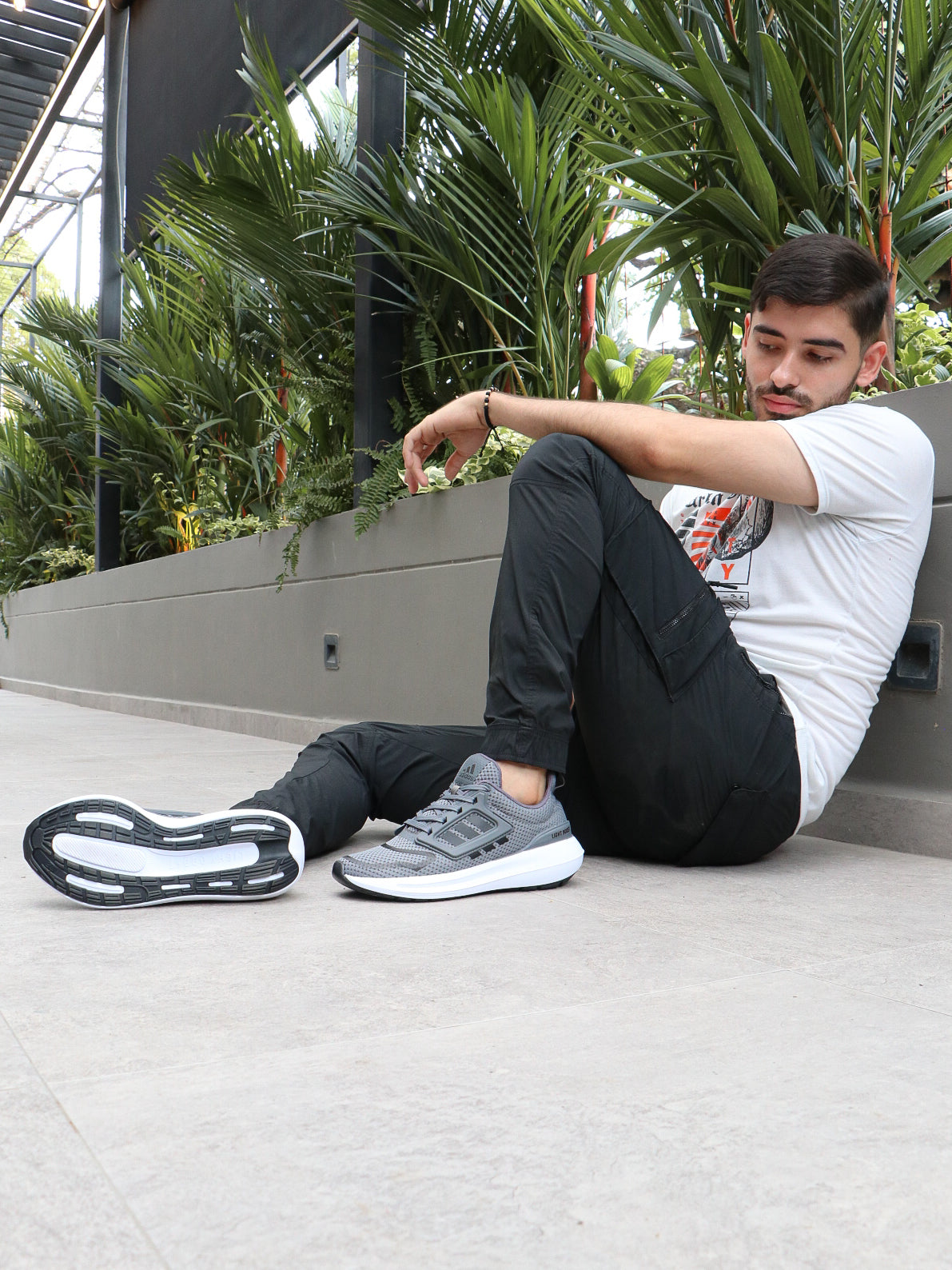 ADIDAS LIGHT BOOST - UNISEX