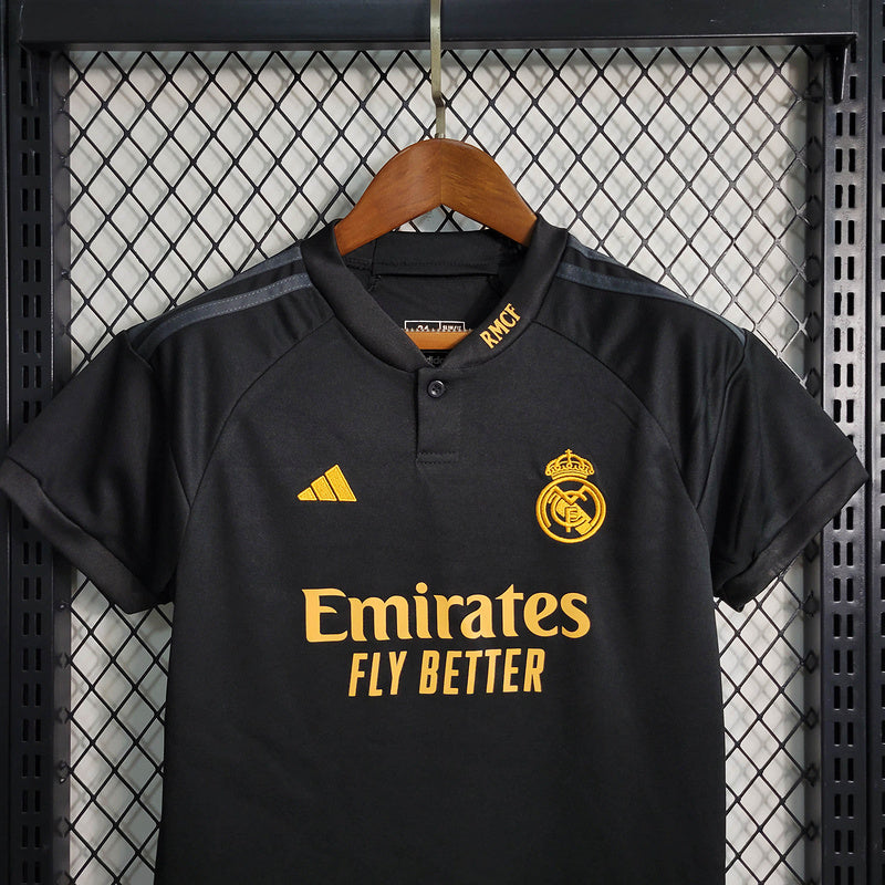 Kit Infantil Real Madrid ll 202324