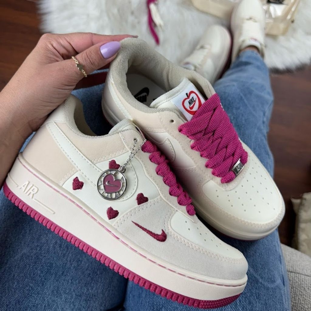 NK Air Force 1 Low Valentine's Day 'Rosa Pink'