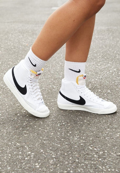NIKE BLAZER MID  '77 VINTAGE - Unisex
