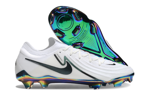 Chuteira Nike Phantom GX II Elite FG Campo
