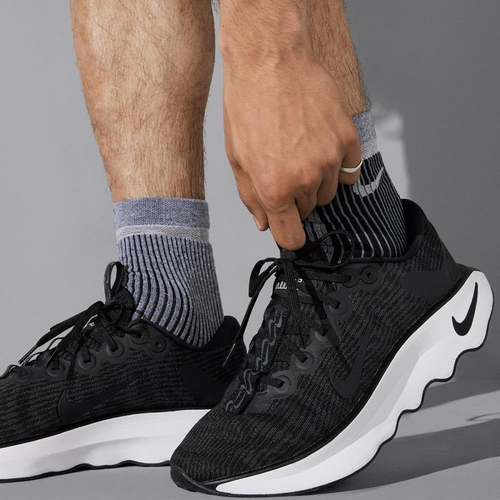 NIKE MOTIVA - COLECCION PREMIUM + CAJA