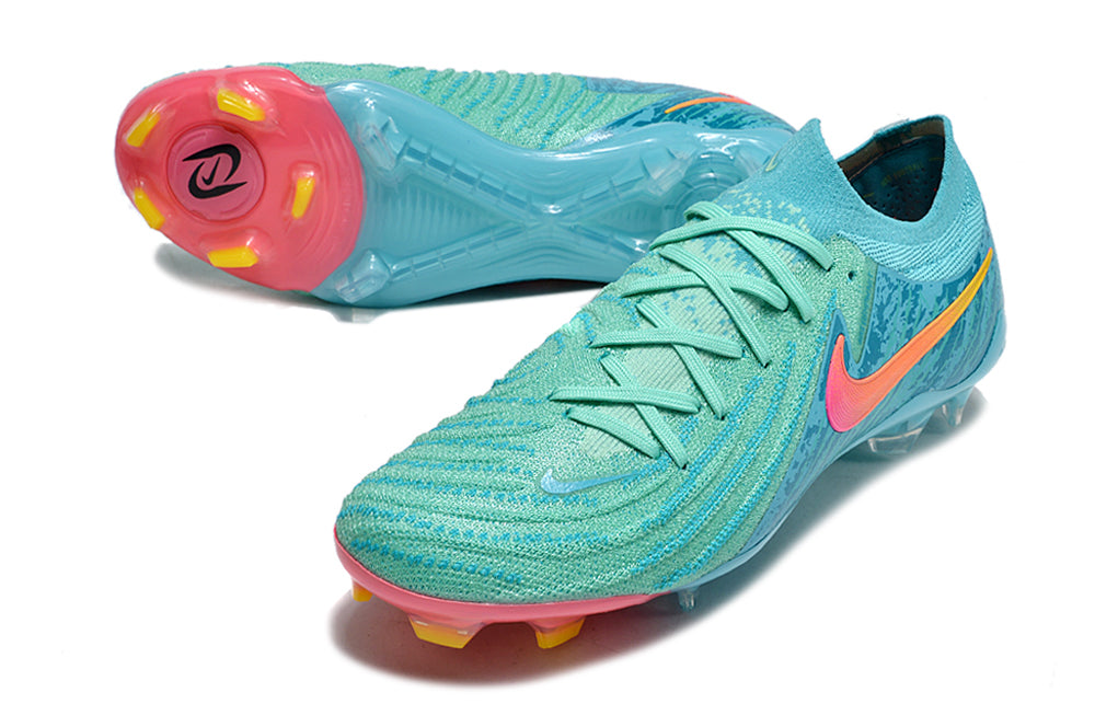 Chuteira Nike Phantom GX II Elite FG Campo