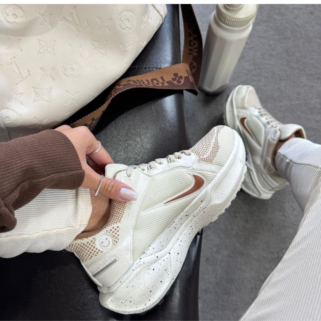 NK Pegasus "Branco/Bege"