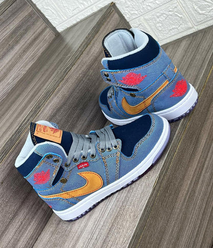 NIKE AIR JORDAN 1 MID CHAROL