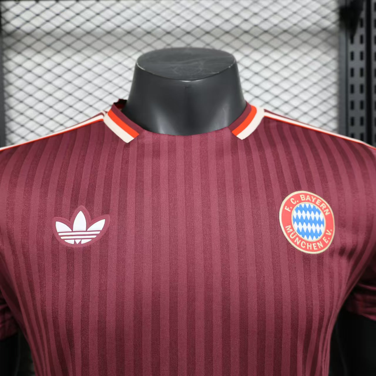 BAYERN MUNICH EDICIÓN ANIVERSARIO 125° IV 25/26 HOMBRE (VERSIÓN JUGADOR)