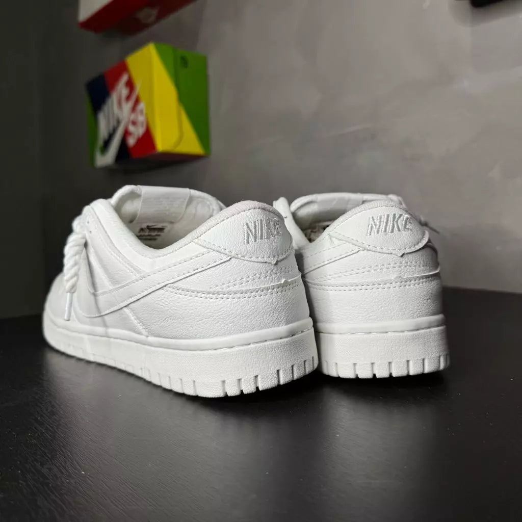 NK Dunk Low White Customizado