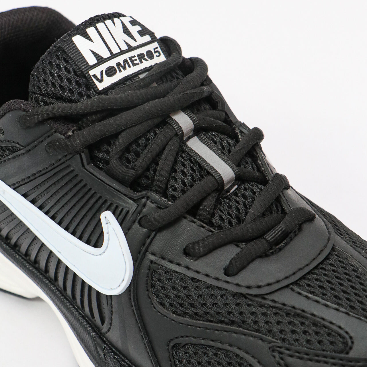 Nike Vomero - Unisex