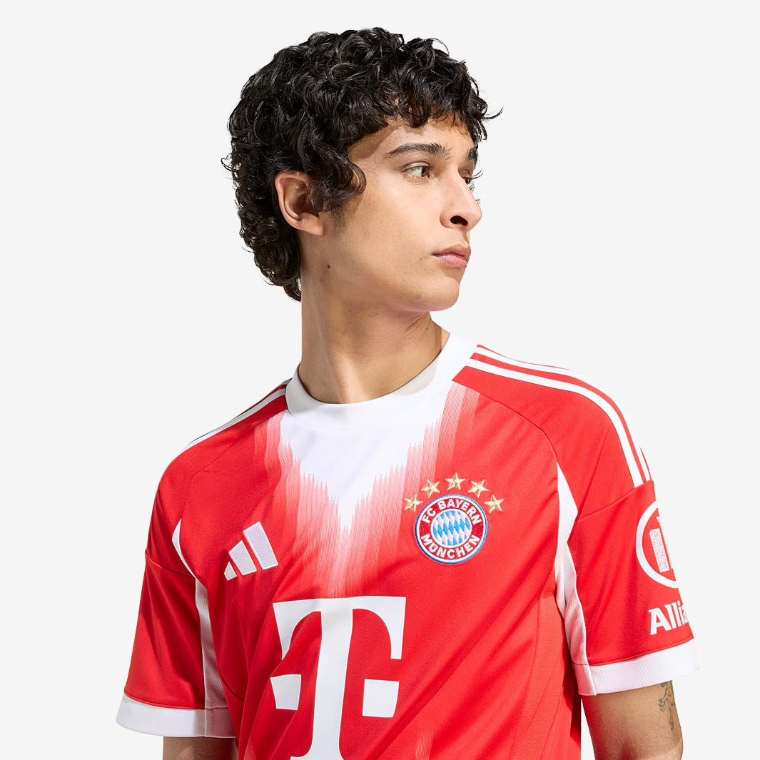 Camisa Bayern de Munique 2025/26 I