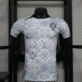 Camisa Portugal Edição Especial 2024/25 Jogador Nike Masculino - Branca e Cinza