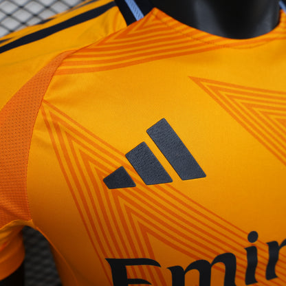 CAMISETA REAL MADRID NARANJA 24/25 HOMBRE (VERSIÓN JUGADOR)