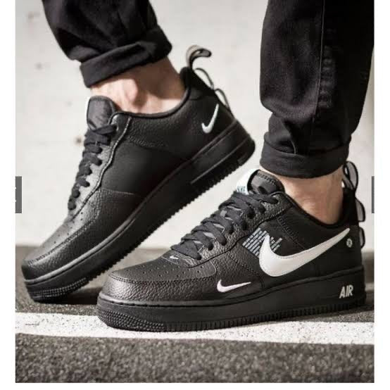 Air Force 1 Preto e Branco