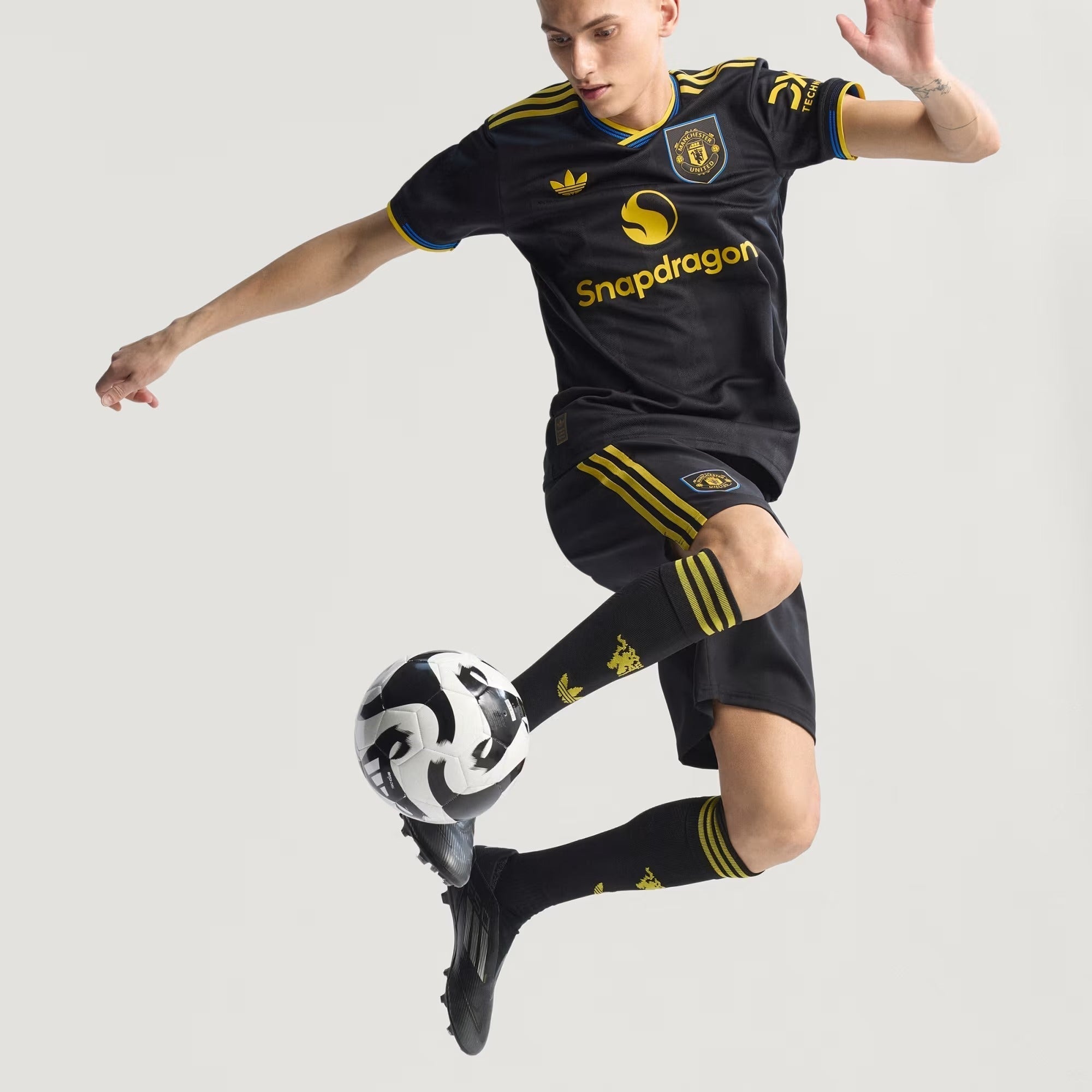 Camisa Adidas Manchester United 2025/26 III