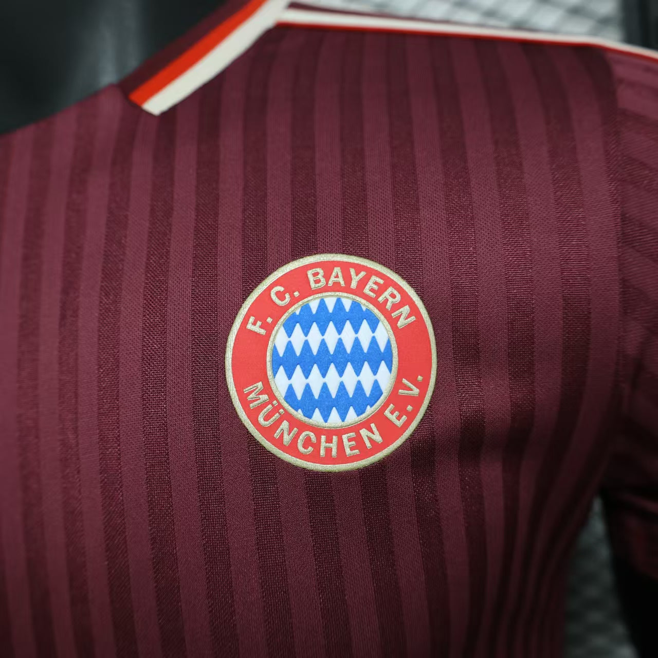 BAYERN MUNICH EDICIÓN ANIVERSARIO 125° IV 25/26 HOMBRE (VERSIÓN JUGADOR)
