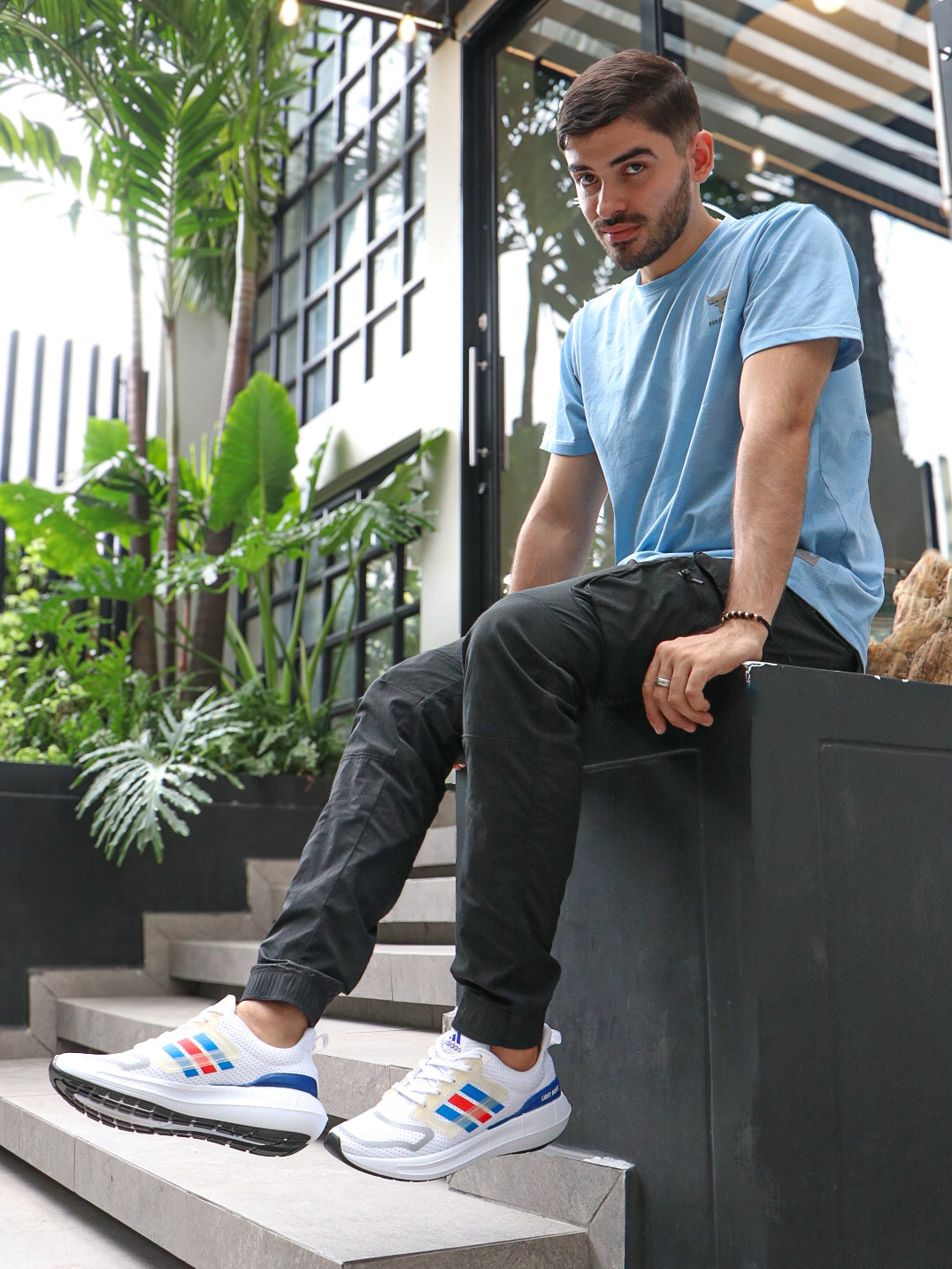 ADIDAS LIGHT BOOST - UNISEX
